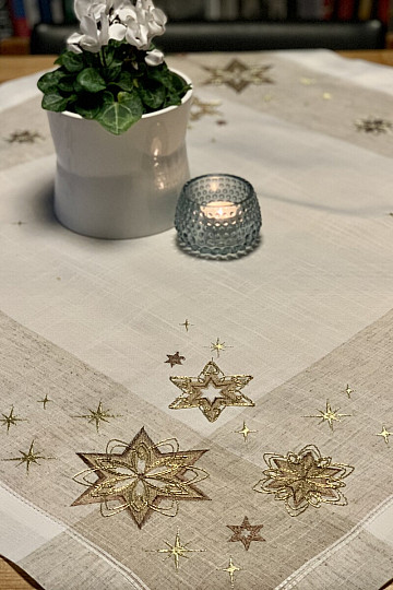 Nappe de Noël brodée, Châle Etoile