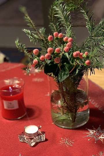 Nappe de Noël brodée rouge foncé 1