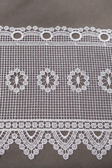 Rideau brodé de luxe GERSTER pour vitrail avec une fleur 263/023/0001