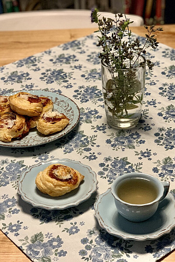 Nappe et châle TOSCANA VALERY fleur bleue