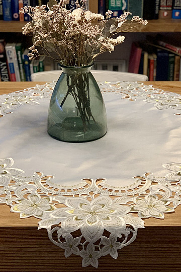 Nappe de Noël brodée ÉTOILE D&#39;OR