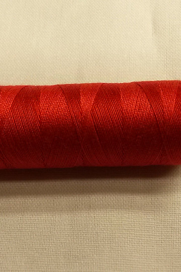 Fil à coudre rouge 200 m