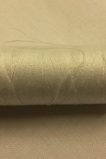 Fils à coudre blancs 200 m