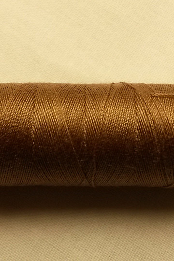 Fil à coudre marron 200 m