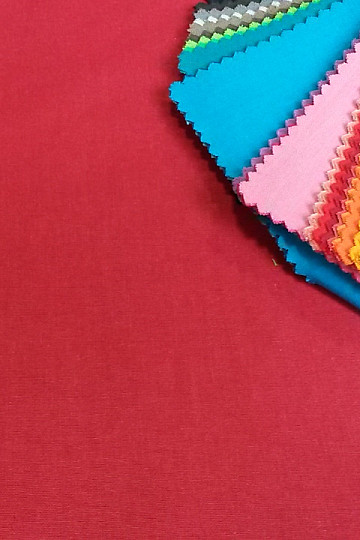 Tissu coton UNI rouge foncé