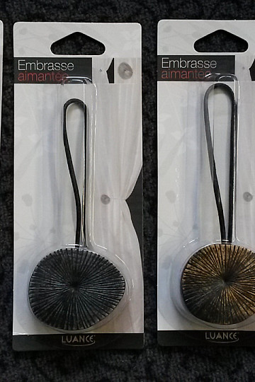 Pince à rideaux OVALE