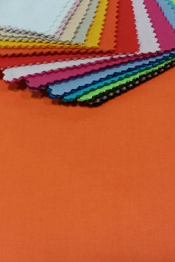 Tissu coton UNI orange mandarine