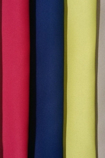 Tissu décoratif BLACKOUT pour rideaux rouge cerise 140 cm