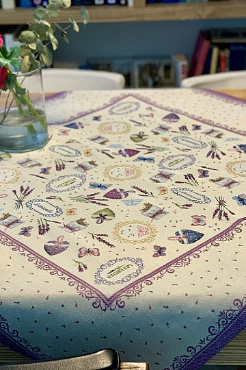 Nappe tapisserie 100 x 100 Rêve de lavande