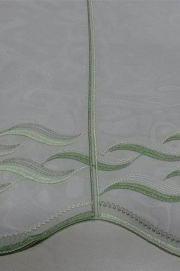 Rideau vert court moderne