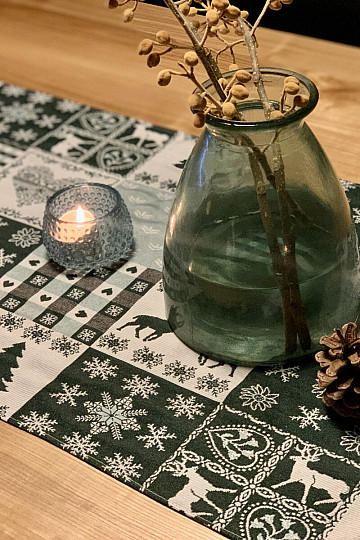 Nappe tapisserie, écharpe CERF VERT