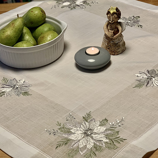 Nappes et foulards de Noël brodés Silver Star