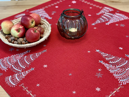 Nappe et foulards de Noël brodés ARBRES ROUGES
