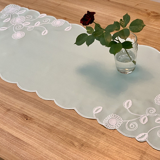 écharpe brodée FLEURS DE MENTHE