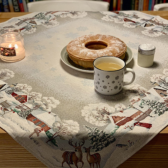 Nappe, châle et set de table Gobelin WINTER IDYLKA