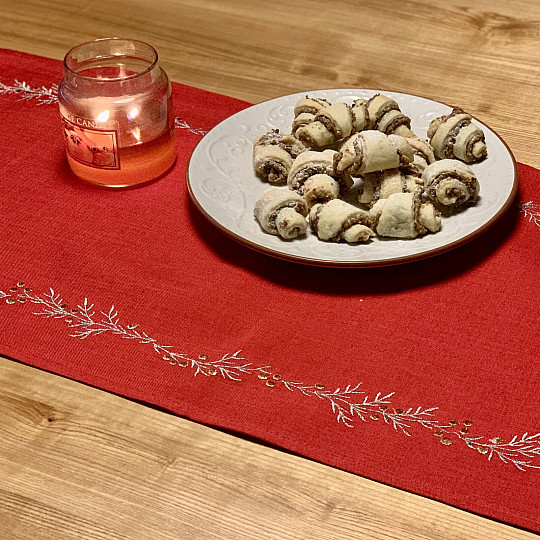 Nappe et châle de Noël brodés ROUGE MISTLET