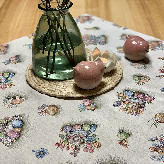 Nappe et foulard en tapisserie LIÈVRE DANS UN POT DE FLEURS