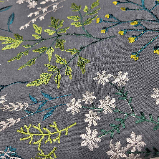 Écharpe brodée GINGER TM. GREEN