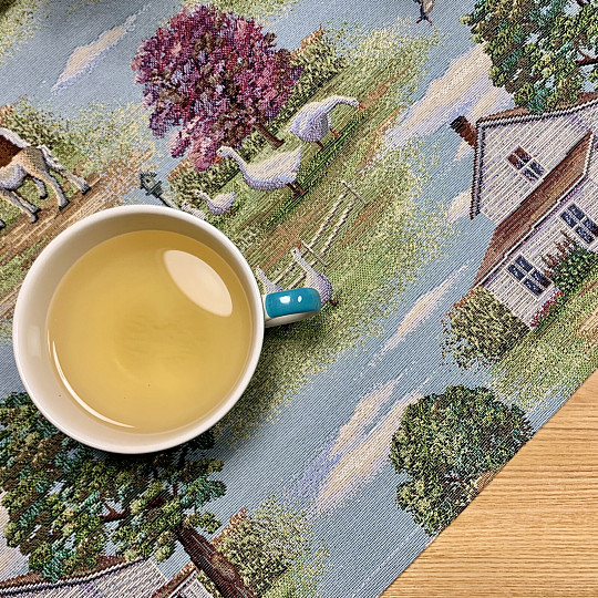 Nappe et foulard en tapisserie VENKOV