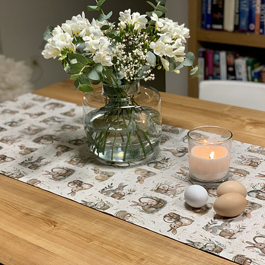 Nappe de Pâques POULETS ET ŒUFS