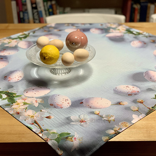 Nappe et foulard de Pâques à fleurs