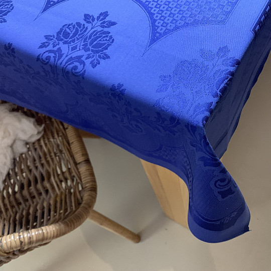 Nappe damassée bleu foncé 140 x 220