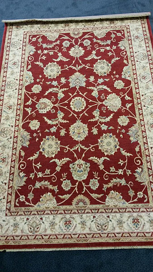 Tapis de luxe en laine DJOBIE ORIENT rouge