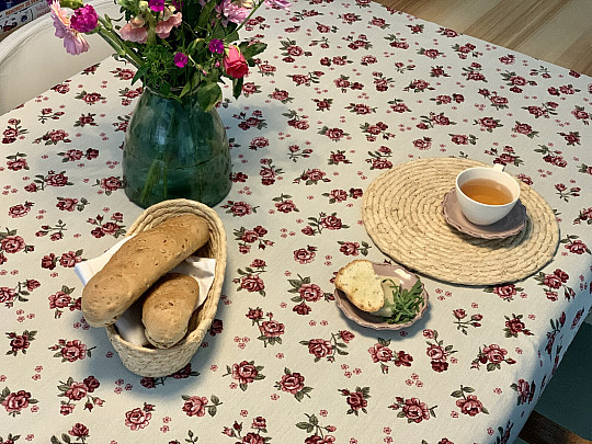 Nappe et foulard en tapisserie EDEN ROSES