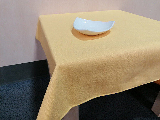 Nappe jaune clair LISA
