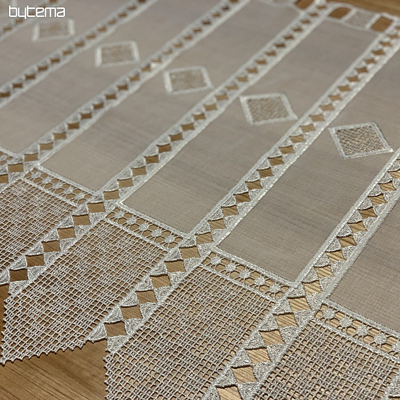 Rideau vitrail brodé de luxe MARIA SMETANOVÁ