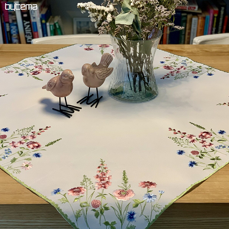 Nappe et châle brodés FLEURS DES PRÉS