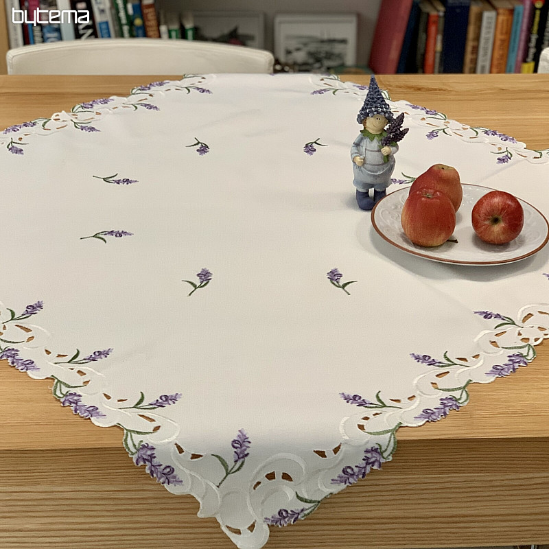 Nappe brodée LAVANDE