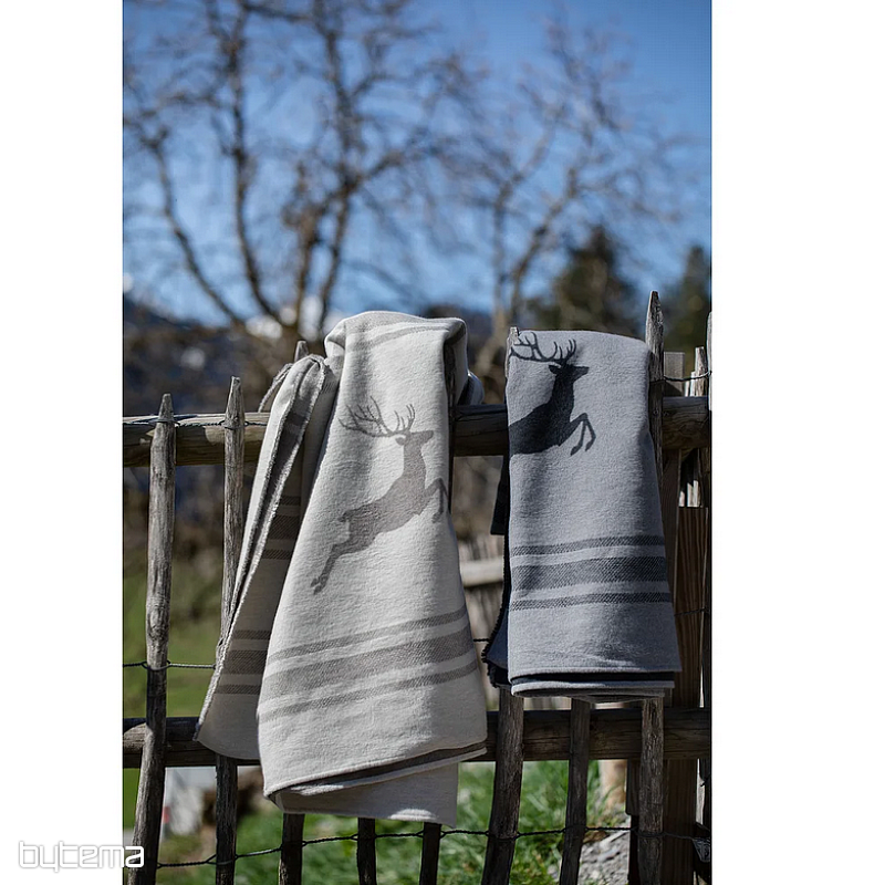 Couverture DF LUCA DEER JUMPING BEIGE