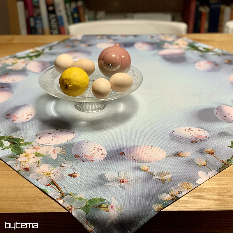 Nappe et foulard de Pâques à fleurs