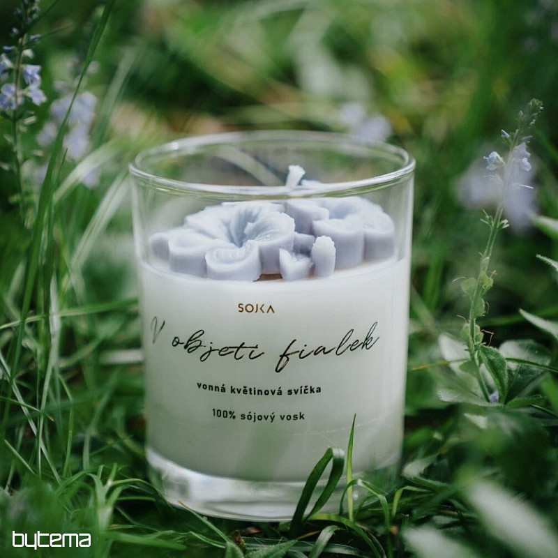 Bougie parfumée aux fleurs « Dans l’étreinte du violet »