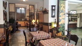Grandes nappes en tapisserie hollandaise pour le restaurant Grumán à Hradec Králové