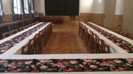 Nappes pour le centre culturel du village de Lešná