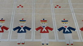 Rideaux pour enfants pour un vitrail