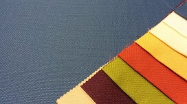 Pas de désert. Les tissus monochromes restent les plus populaires