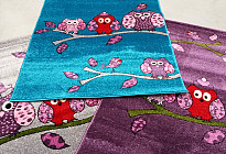 Tapis avec des hiboux, des oiseaux