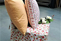 Nous avons habillé les chaises :-)