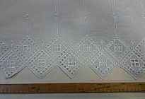 Rideau en coton pour vitrail
