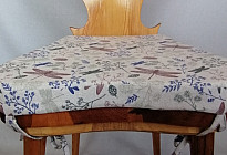 Sièges sur une chaise paysanne