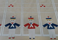 Rideaux pour enfants pour un vitrail