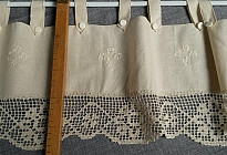 Rideau avec bordure au crochet