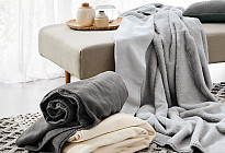 Des nouveautés pour les soirées froides. Draps, couvertures et décorations en flanelle