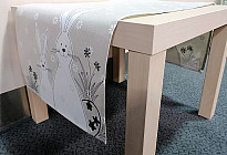 Décoration de Pâques : tissus de décoration, nappes et coussins