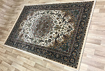 BYTEMA a préparé une nouvelle collection de tapis acryliques luxueux RAZIA