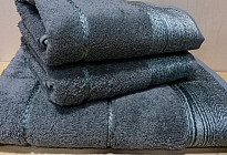 Nous choisissons les serviettes et les draps de bain : Quel rôle joue la matière ?