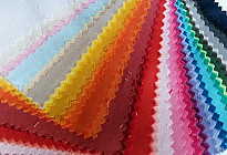 Tissus de 2018 : Violet, rose, vert, à motifs et subtils